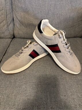Guess Kloane Striped Quattro G Sneakers Men’s 10.5
